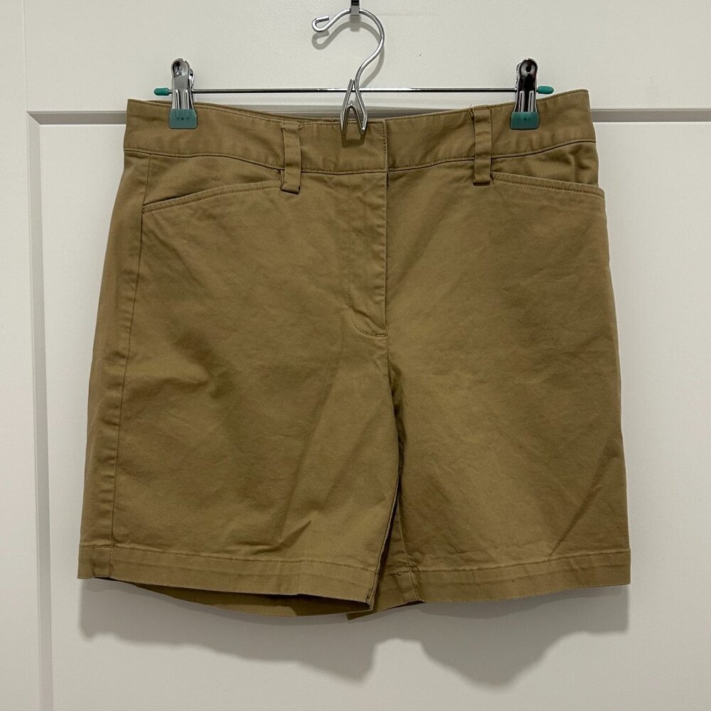 LANDS' END women's tan khaki mid-rise shorts (6)